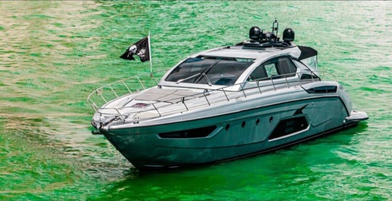 Amazing 65Ft Azimut for Rent in Miami Fl for up to 13 peoples. No Hidden Fees. - Image 9