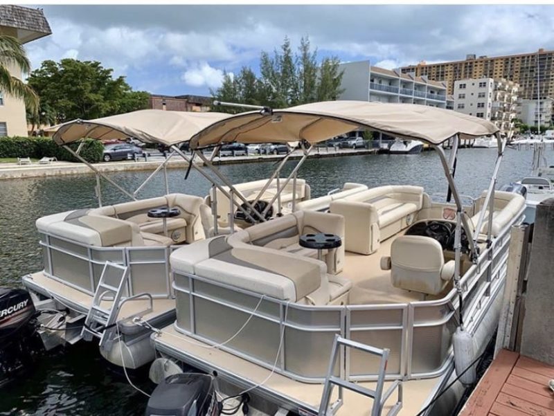 24ft Pontoon Boat Available in Miami for up to 12 peoples - Image 2