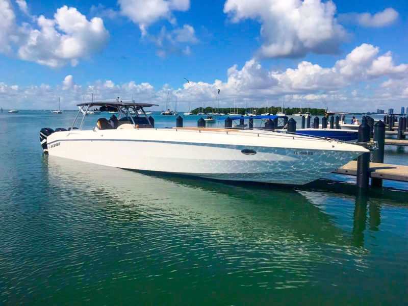 53ft Scaraa Available in Miami  Fl For Up To 13 Peoples. No Hidden Fees.