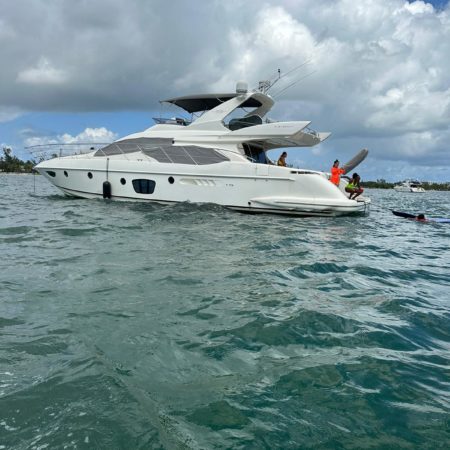 65ft Azimut Available for Rent in Miami Fl for up to 13 people. No Hidden Fees.
