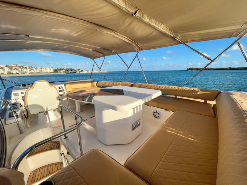 55ft Azimut Available for Rent in Miami fl for up to 13 people. No Hidden Fees. - Image 11