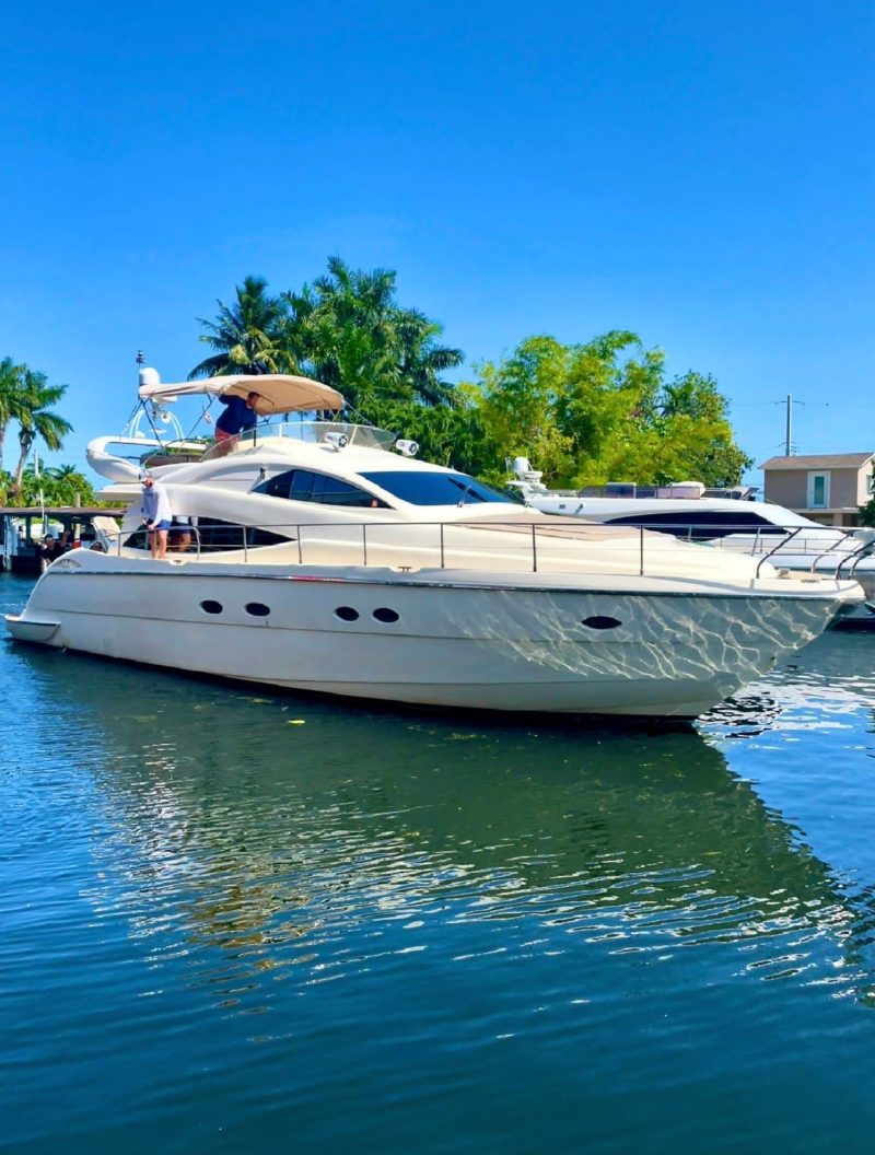 60ft Aicon Available for Rent in Miami Fl for up to 13 people.No Hidden Fees.