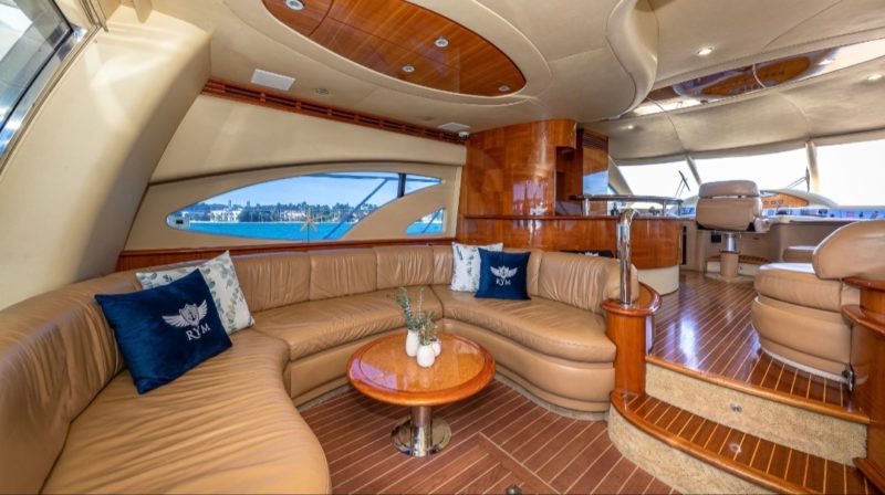 65ft Azimut Available for Rent in Miami for up to 13 people. No Hidden Fees. - Image 5
