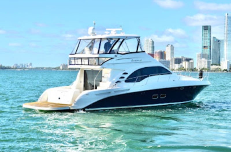58ft Sea Ray Available for Rent in Miami  Fl for up to 13 people. No Hidden Fees. - Image 2