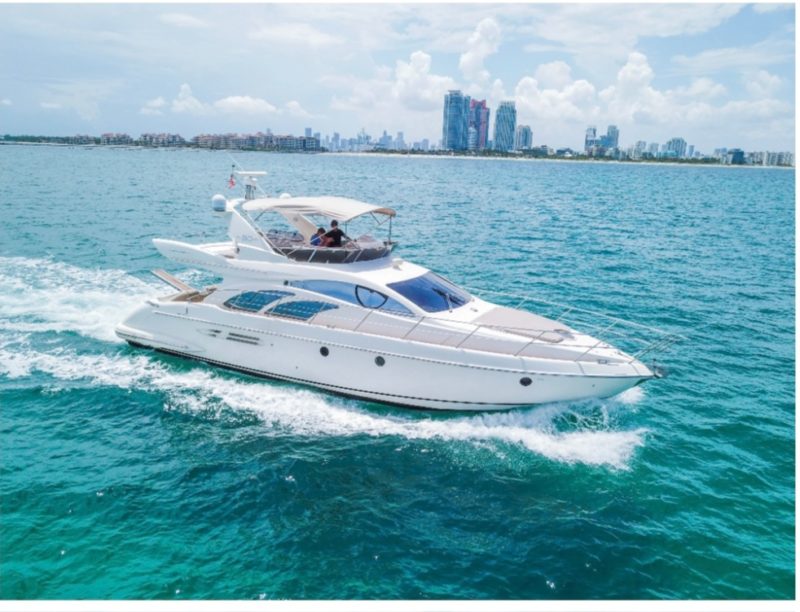 55ft Azimut Available for Rent in Miami for up to 13 peoples. No Hidden Fees.