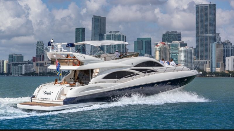 74ft Sunseeker Manhattan Available in Miami Fl for up to 13 peoples. No Hidden Fees. - Image 2