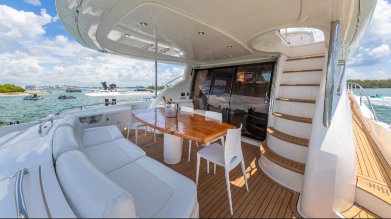 74ft Sunseeker Manhattan Available in Miami Fl for up to 13 peoples. No Hidden Fees. - Image 9