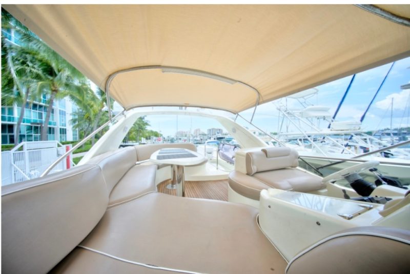 55ft Azimut Available for Rent in Miami for up to 13 peoples. No Hidden Fees. - Image 7