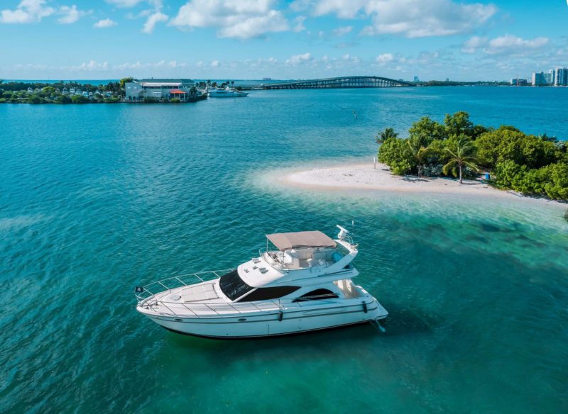 55ft Maxmun Available for Rent in Miami  Fl for up to 13 people. No Hidden Fees. - Image 3