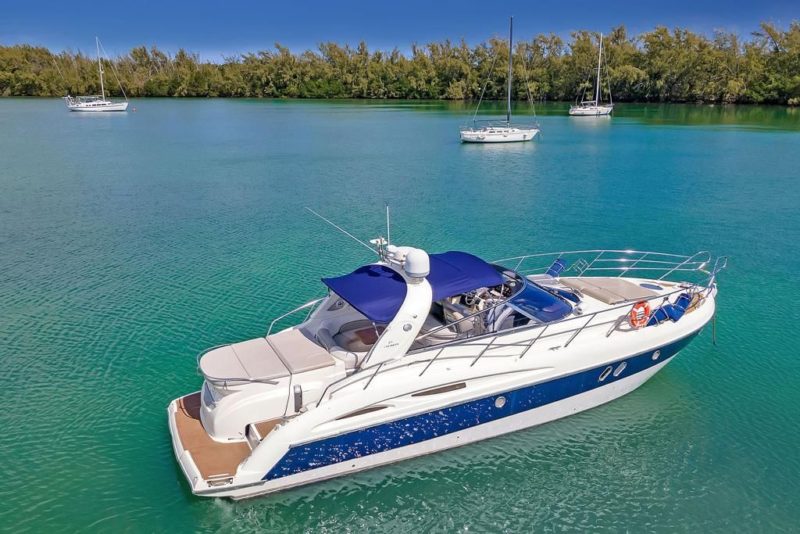 55ft Yacht Available for Rent in Miami  fl for up to 13 people. No Hidden Fees.