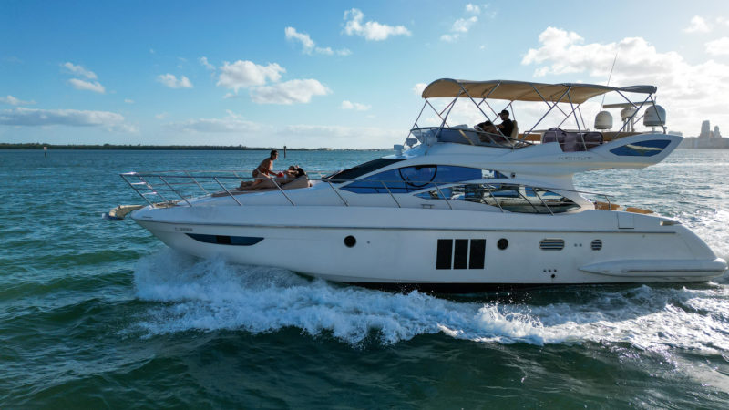55ft Azimut Available for Rent in Miami fl for up to 13 people. No Hidden Fees. - Image 4