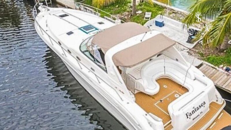 50Ft Sea Ray Available in Miami for up to 13 peoples. No Hidden Fees. - Image 4