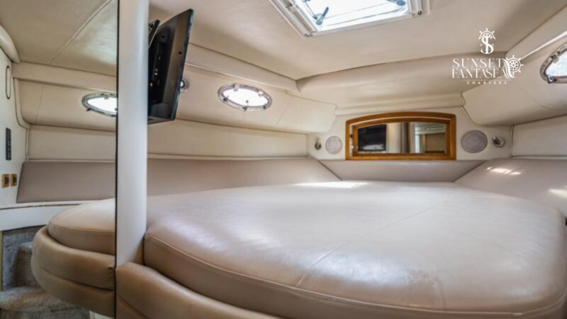 50Ft Sea Ray Available in Miami for up to 13 peoples. No Hidden Fees. - Image 6