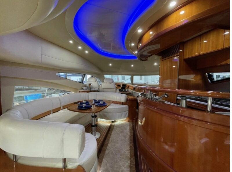 70 Ft Luxury Azimut for Rent in Miami, Florida for 13 peoples. No Hidden Fees. - Image 8