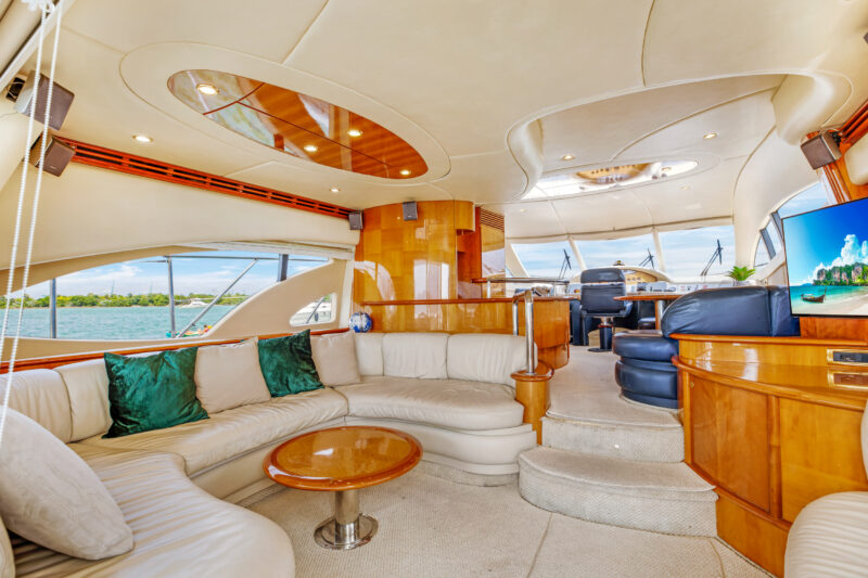65ft Azimut Yacht Available for Rent in Miami Fl for 13 peoples. No Hidden Fees - Image 9