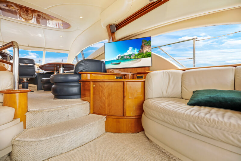 65ft Azimut Yacht Available for Rent in Miami Fl for 13 peoples. No Hidden Fees - Image 15