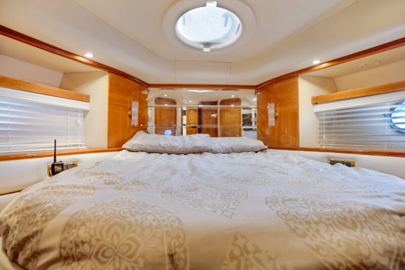 65ft Azimut Yacht Available for Rent in Miami Fl for 13 peoples. No Hidden Fees - Image 22