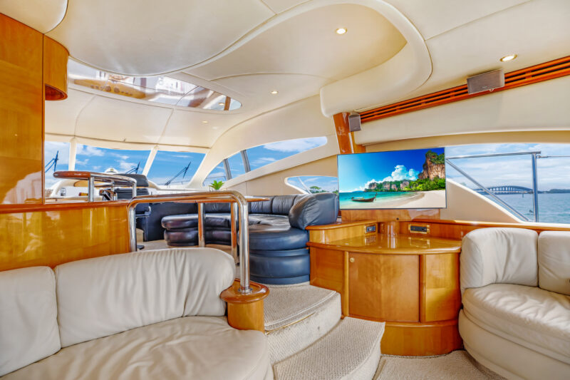 65ft Azimut Yacht Available for Rent in Miami Fl for 13 peoples. No Hidden Fees - Image 11