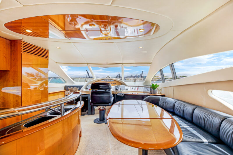 65ft Azimut Yacht Available for Rent in Miami Fl for 13 peoples. No Hidden Fees - Image 12