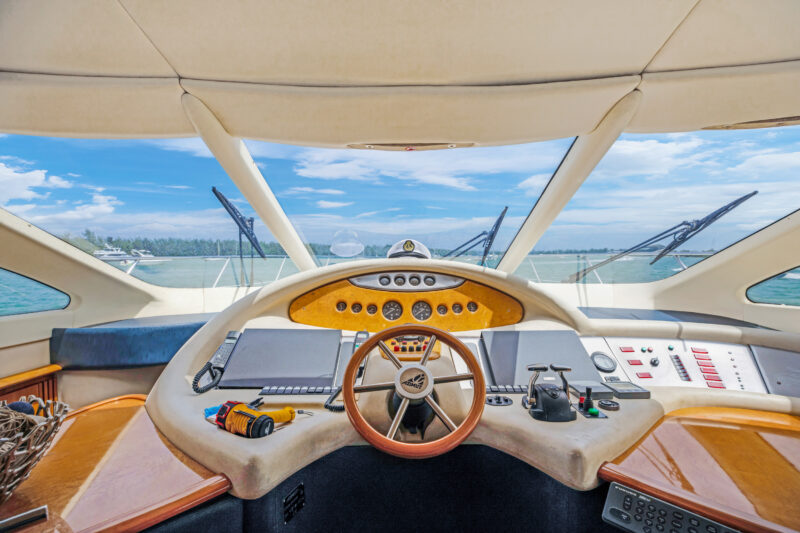 65ft Azimut Yacht Available for Rent in Miami Fl for 13 peoples. No Hidden Fees - Image 20
