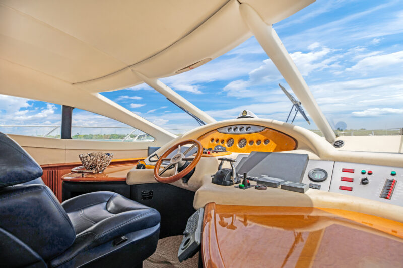 65ft Azimut Yacht Available for Rent in Miami Fl for 13 peoples. No Hidden Fees - Image 19