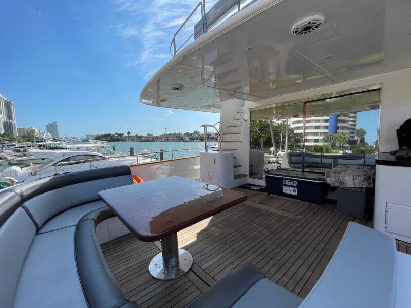 Rodman 110Ft  with Jacuzzi Available for Rent in Miami Fl for up to 13 Guest. - Image 10