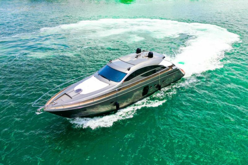64ft Pershing available for rent in Miami Fl for 13 peoples. No Hidden Fees - Image 41