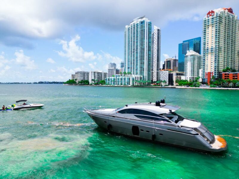 64ft Pershing available for rent in Miami Fl for 13 peoples. No Hidden Fees - Image 29