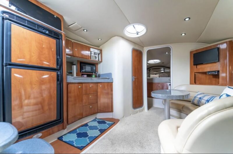 40ft Yacht available for rent in Miami Fl for 13 peoples in Miami.NO HIDDEN FEES - Image 10