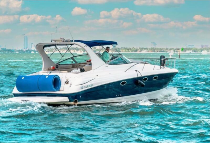 40ft Yacht available for rent in Miami Fl for 13 peoples in Miami.NO HIDDEN FEES - Image 6