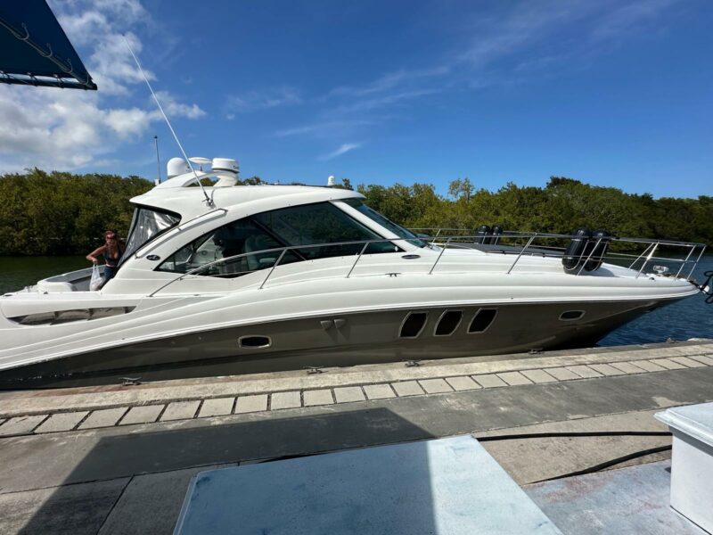 55ft Sea Ray available for rent in Miami for 13 peoples. No Hidden Fees - Image 2