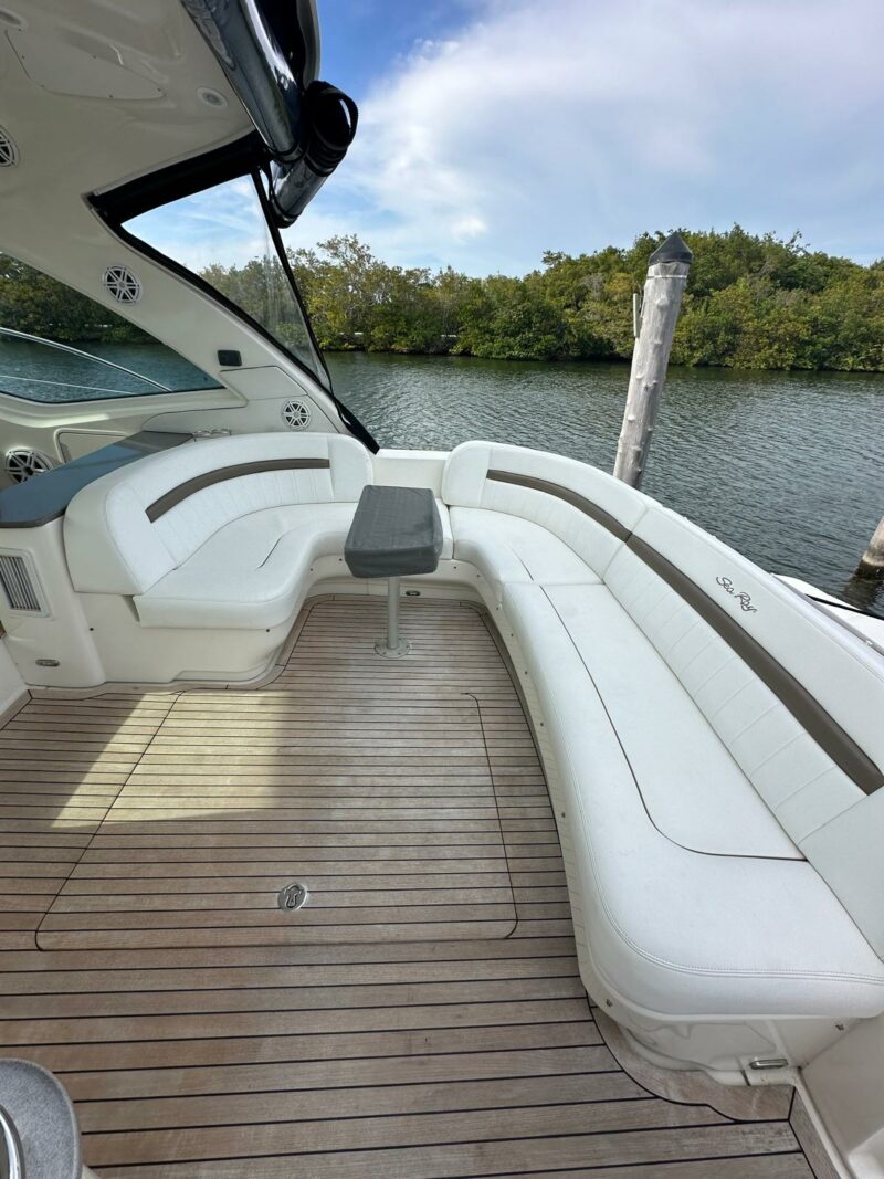 55ft Sea Ray available for rent in Miami for 13 peoples. No Hidden Fees - Image 7