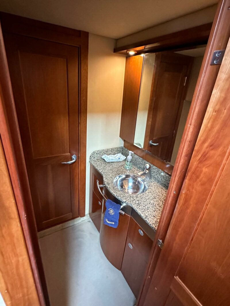 55ft Sea Ray available for rent in Miami for 13 peoples. No Hidden Fees - Image 16
