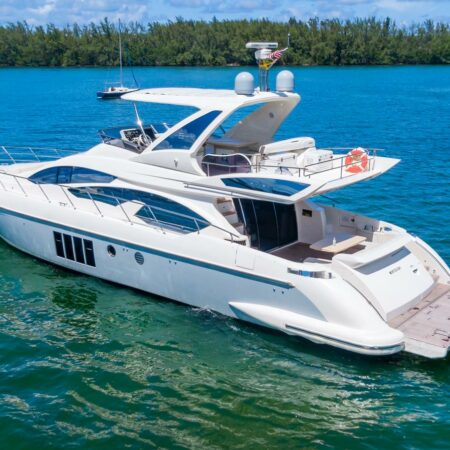65ft Beautiful Azimut Available for 13 peoples in Miami Fl. No Hidden Fees