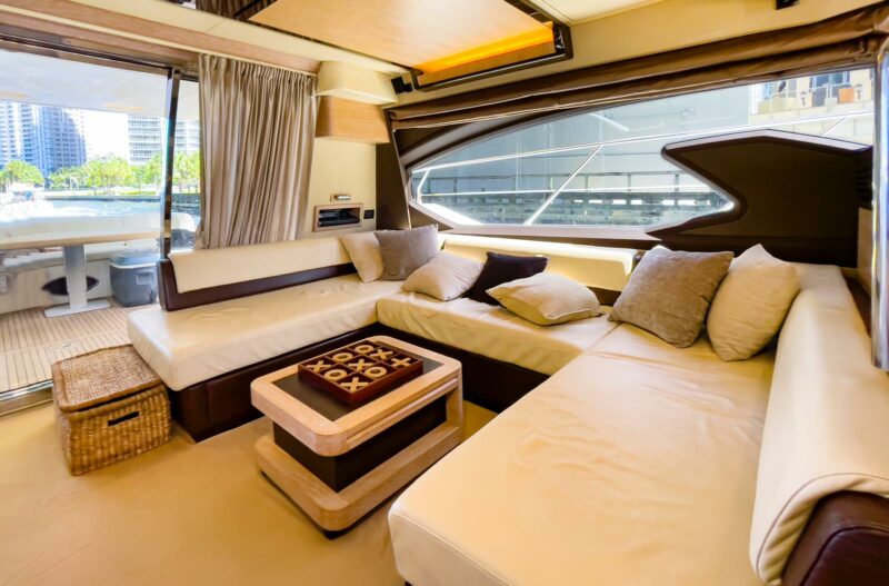 65ft Beautiful Azimut Available for 13 peoples in Miami Fl. No Hidden Fees - Image 7