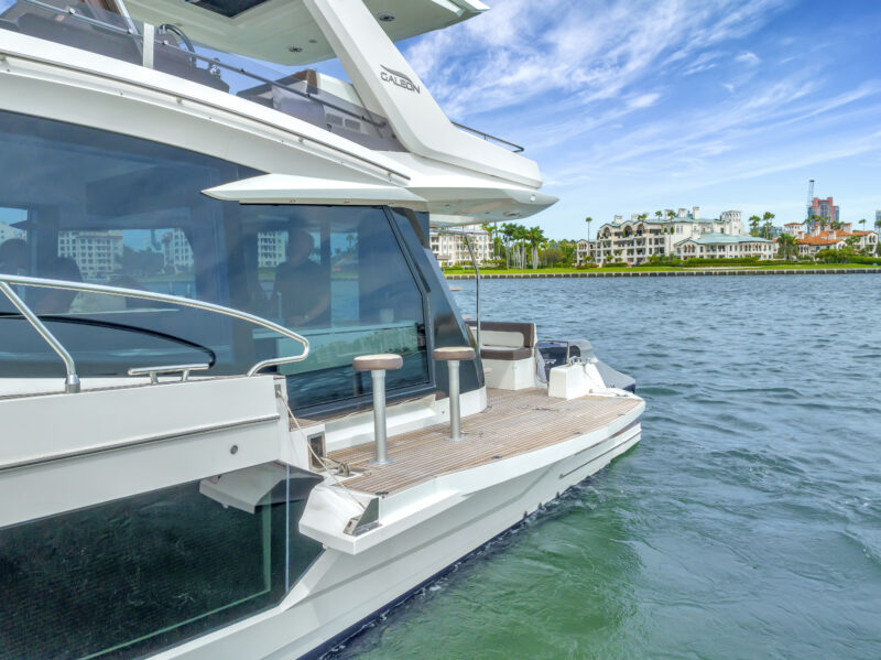 53ft Galeon yacht available for rent in Miami for up to 13 peoples. - Image 18