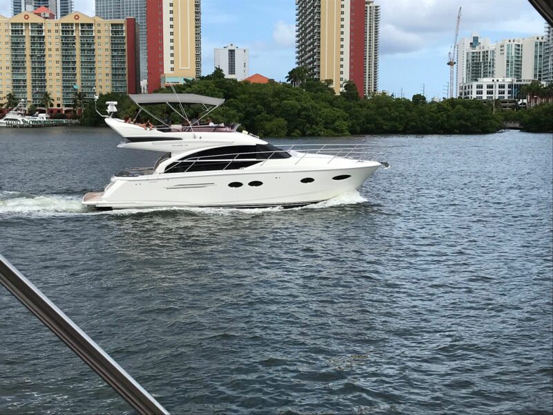 45FT Princes Yacht available in Miami in Haulover area for 13 people. - Image 2