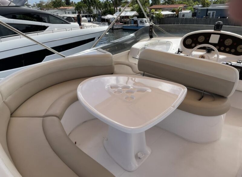 62FT Azimut available in Miami with 2 Jet Ski Included for one hrs. - Image 21