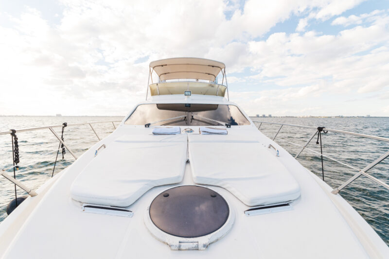 Azimut 55” Flybridge  Odisea available in Miami for 13 Guest - Image 2