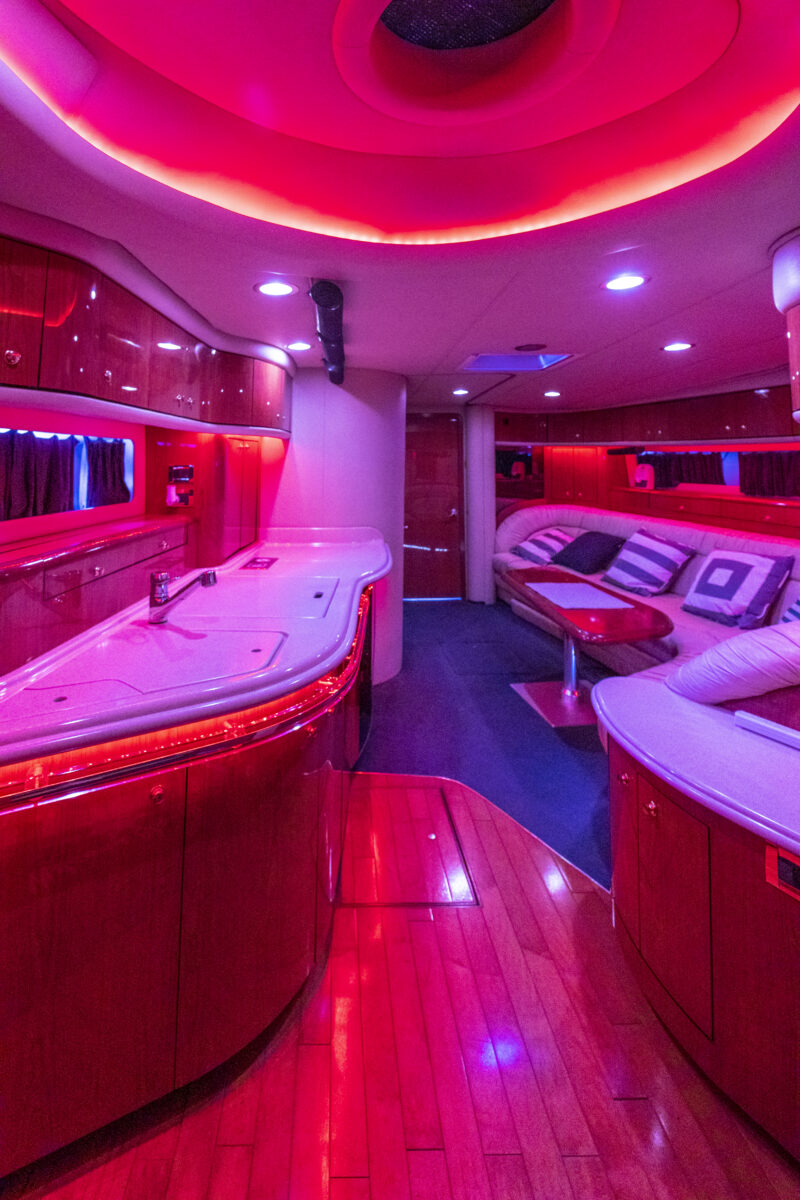 60 Ft Sea Ray available en Miami for Rent for up to 13 Guest. - Image 17