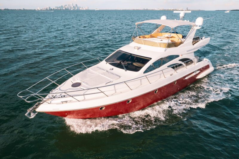 Azimut 55” Flybridge  Odisea available in Miami for 13 Guest - Image 5
