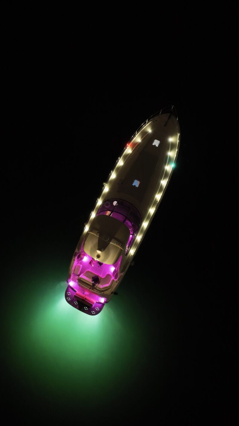60 Ft Sea Ray available en Miami for Rent for up to 13 Guest. - Image 5