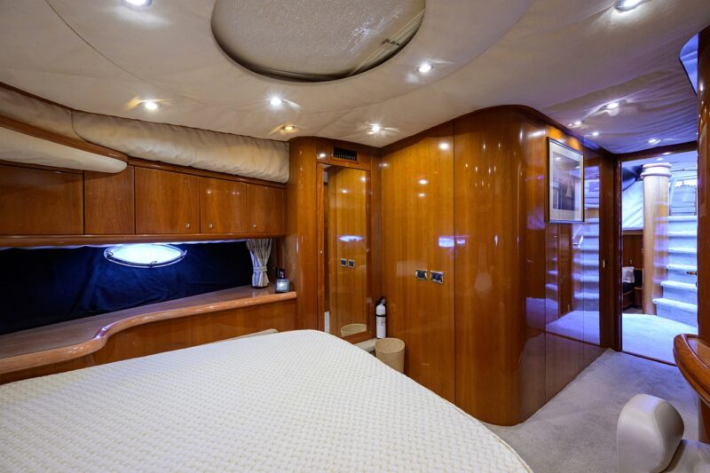 88 Ft Sunseeker Yacht available in Miami for Rent for up to 13 Guest. - Image 23