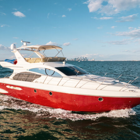 Azimut 55” Flybridge  Odisea available in Miami for 13 Guest