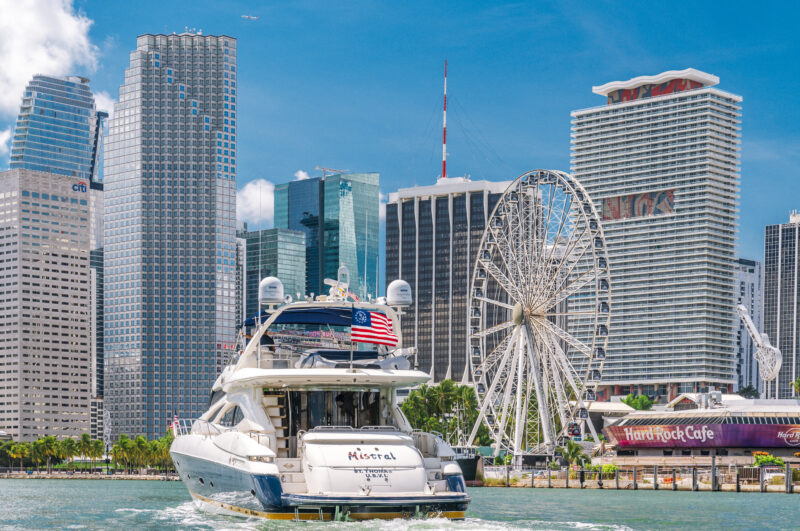 88 Ft Sunseeker Yacht available in Miami for Rent for up to 13 Guest. - Image 6