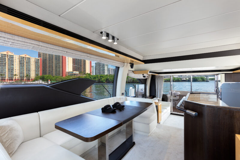 70’ Azimut Flybridge (2016) Le Grand Bleu available in Miami for Rent. - Image 14