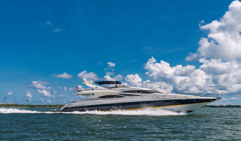 88 Ft Sunseeker Yacht available in Miami for Rent for up to 13 Guest. - Image 7