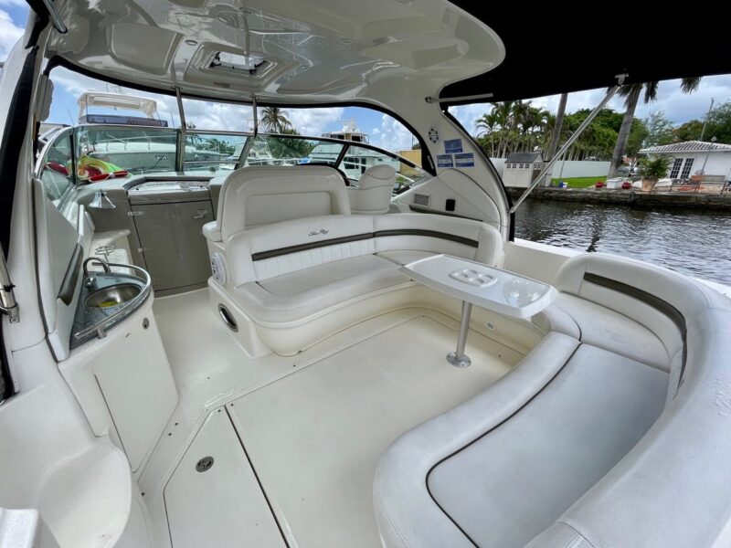48ft Sea Ray available for Rent in Miami for up to 13 Guest. - Image 6