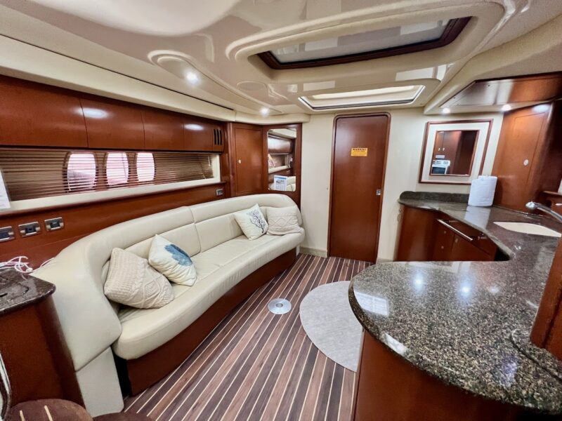 48ft Sea Ray available for Rent in Miami for up to 13 Guest. - Image 9
