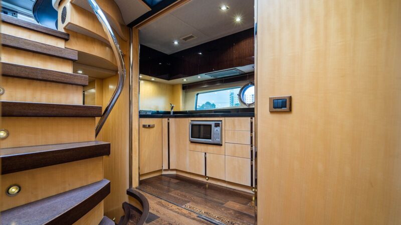 75 Ft New Luxurious Sunseeker Fly Bridge available in Miami for Rent for up to 13 Guest. - Image 9